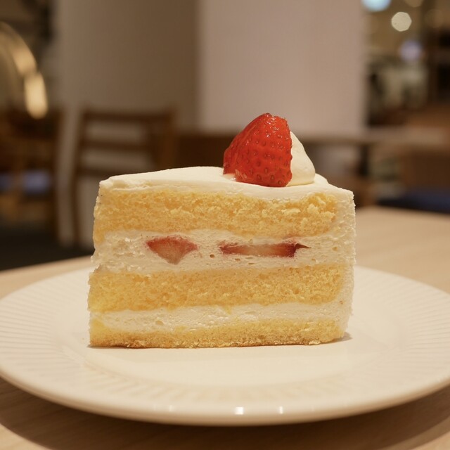 Patisserie de ESAKA SIROP D'ERABLE, Osaka, Japan