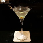 バー アトリウムギンザ - マティーニ。私が最後に選んだ一杯、王道の貫禄