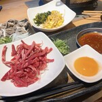 Yakiniku Horumon Ushikura - 