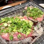 Yakiniku Dondon - 