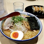 北海道らーめん 麺処うたり - 