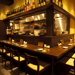 時分時 - ゆったりとお座り頂けるカウンターは9席！