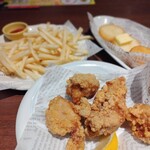 Warawara - 唐揚げ、ポテト、ポテトチーズ   これ揚げたのかな