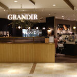 GRANDIR - 