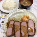 レストランばーく - ハムカツ定食1100円