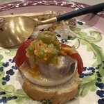 anchoa - 梭子魚（カマス）の魚卵の塩漬け
      ・鱰（シイラ）、ゆで卵、マヨネーズ、刻み野菜。