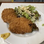 ゆたか食堂 - ヒレカツ二枚