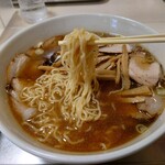 永福町 大勝軒 - 草村商店の縮れ麺