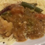 南インド料理　ＣＨＥＮＮＡＩ - サンバルをブッかけたサマ