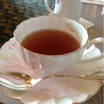 カフェ ラウンジ アンド バー アゼリア - アールグレイの紅茶