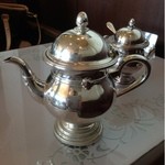 カフェ ラウンジ アンド バー アゼリア - 紅茶のポット