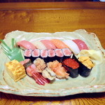 揚羽寿司 - 揚羽3000円　店長おまかせにぎり。ミニサラダ、椀もの、ミニゼリー又はドリンク付き。