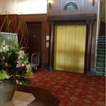 カフェ ラウンジ アンド バー アゼリア - 