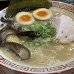 博多長浜らーめん 六角堂 - ラーメン 味玉