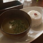 麻布十番 薬膳カレー 新海 - スリランカ風薬膳カレー