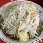 赤ひげラーメン - ラーメン並¥850(麺300g)ニンニク＋野菜増し