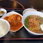 Chuukaryouri Shunrakuen - エビチリ定食¥1080
