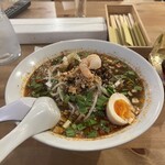餃子荘いつから だるまや - スパイシー担仔麺(パクチー抜き)