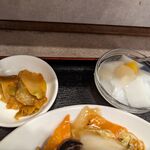 萬福大飯店 - ザーサイと杏仁豆腐
