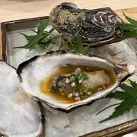 鮨 誠虎 - 牡蠣の紹興酒漬け