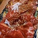 焼肉ホルモン大衆酒場 真 肉焼屋 - 