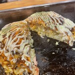 Okonomiyaki Omoni - 中までホクホクなお好み焼き