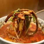 杏樹亭 岸根店 - 「ユッケジャンスープ」の具材のアップ…