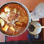 ばんどう太郎 - 激辛みそ煮込みうどん