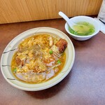 中華処 楊 - 中華風カツ丼、スープ付き、900円