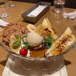 Cafe&Dining Ignite - プリンアラモード！1900円。アフォガードのようなコーヒーが下に。