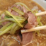 ケラン - ポロねぎみそらーめん￥600のチャーシューとポロ葱（H25.10.2撮影）