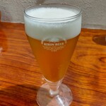 灼味噌らーめん 八堂八 - グラスビール 400円