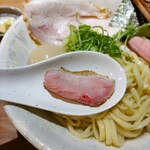 ジャパニーズ ラーメン 五感 - 鴨ロースチャーシュー ♪