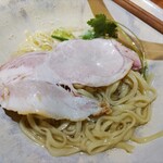 ジャパニーズ ラーメン 五感 - 低温調理の豚肩ロースチャーシュー ♪