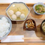 Shokujidokoro Hisamatsu - 鶏団子と冬瓜煮定食