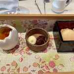 tcc 炉窯炭火焼Steak - 10種から好きなだけ選べるデザート。お腹いっぱいすぎて、クレームブリュレと最中（餡とマスカルポーネを自分で挟むスタイル）の2種を選択。最中の皮がパリっと香ばしくて美味