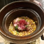 八面六秘 - 岩手県のヒレとトウモロコシの土鍋ご飯