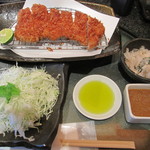 とんかつ マンジェ - 日向あじ豚定食