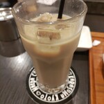 前田珈琲 - アイスカフェオレも量もたっぷりあり美味