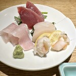 鮨と豆腐料理　あい田 - ブリ／カツオ／ホタテ、かな？