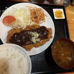 飲食笑商何屋ねこ膳 - 