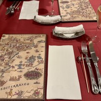 びいどろ 銀座店 - テーブルセッティング