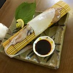 あご出汁餃子 ゆでタン さんじ - 