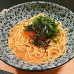 ニーニャニーニョ 桜小町 - 明太子の青じそ風味　いくらを添えて