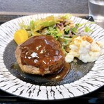 なんか喰ぃ亭 - 肉肉しい〜♪