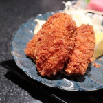 古美術茶亭 もちづき - カキフライは大粒でプリプリ、サクサク。