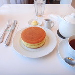 六花亭 帯広本店 - ホットケーキと紅茶