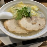 麺処 凪 - チャーシューワンタン麺（塩）