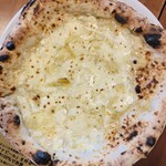 UCCIARE !!! - クアトロレモン(5種類のチーズと国産ハチミツと有機レモネード) 