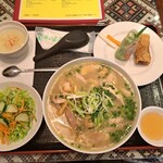 Pho 19  - 鶏肉のフォーセット